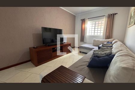 Sala de casa à venda com 3 quartos, 200m² em Parque da Figueira, Campinas