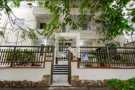 Fachada de apartamento à venda com 2 quartos, 80m² em Grajaú, Rio de Janeiro