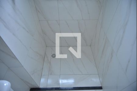 Banheiro Social de apartamento à venda com 2 quartos, 65m² em Vila Guarani, Santo André