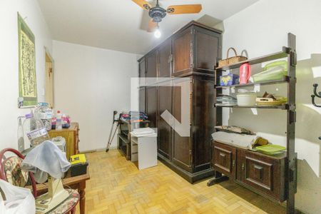 Quarto 1 de apartamento para alugar com 3 quartos, 130m² em Floresta, Porto Alegre