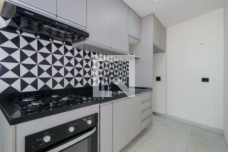 Cozinha de casa para alugar com 1 quarto, 50m² em Jardim Freitas Junior, Taboão da Serra