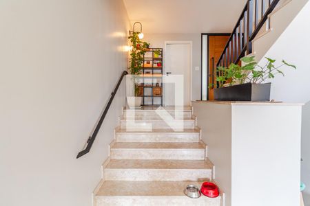 Hall de casa à venda com 4 quartos, 379m² em Pinheiros, São Paulo