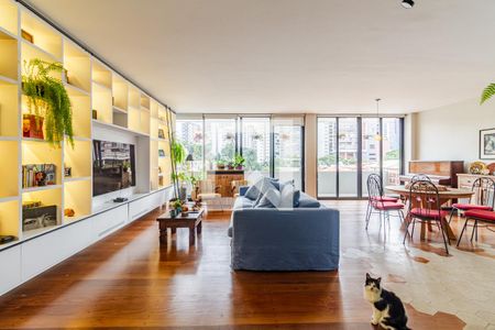 Sala de casa à venda com 4 quartos, 379m² em Pinheiros, São Paulo