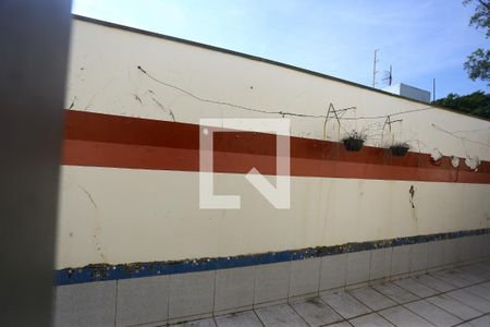 Vista Suíte 2 de casa à venda com 3 quartos, 396m² em Vila Inah, São Paulo