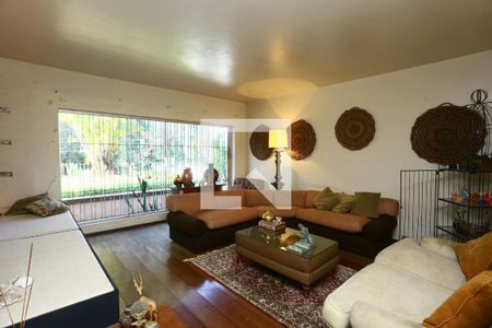 Sala de casa à venda com 3 quartos, 396m² em Vila Inah, São Paulo