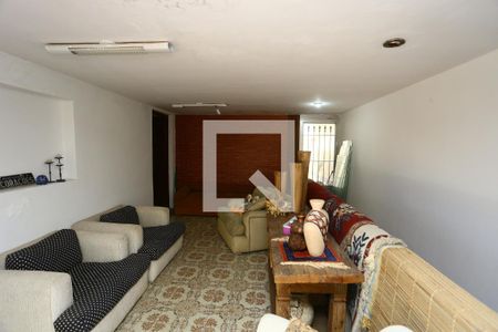 Hall de entrada de casa à venda com 3 quartos, 396m² em Vila Inah, São Paulo