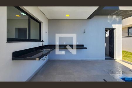 Área Externa de casa à venda com 3 quartos, 285m² em Jardim America II, Valinhos
