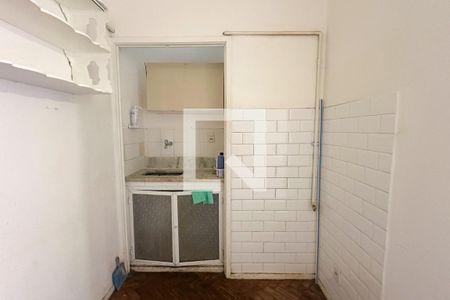 Cozinha de apartamento à venda com 1 quarto, 35m² em Copacabana, Rio de Janeiro