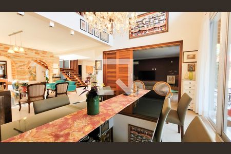Sala de Jantar de casa de condomínio à venda com 4 quartos, 680m² em Vila Bressani, Campinas