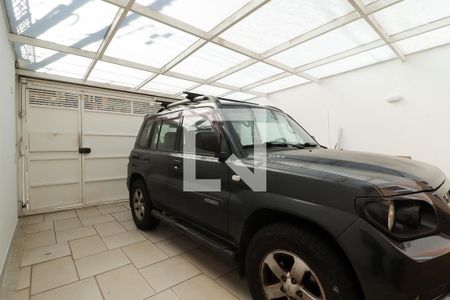 Garagem de casa à venda com 3 quartos, 150m² em Jardim São Paulo, São Paulo