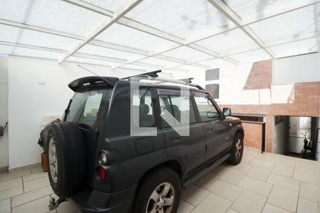 Garagem de casa à venda com 3 quartos, 150m² em Jardim São Paulo, São Paulo