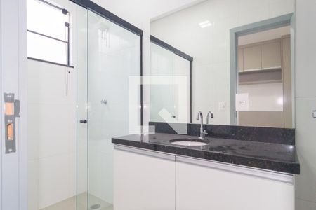 Banheiro de kitnet/studio para alugar com 1 quarto, 26m² em Vila Regente Feijó, São Paulo