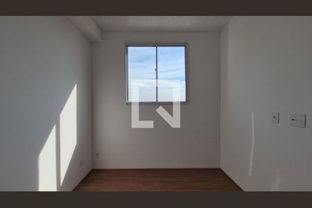 Quarto 2 de apartamento para alugar com 2 quartos, 35m² em Santa Maria, Santo André