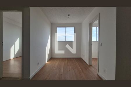 Sala de apartamento para alugar com 2 quartos, 35m² em Santa Maria, Santo André