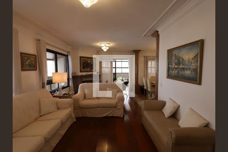 Sala de TV de apartamento à venda com 4 quartos, 230m² em Morumbi, São Paulo