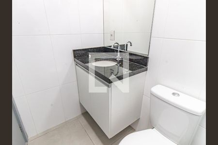 Banheiro de apartamento para alugar com 1 quarto, 19m² em Vila Regente Feijó, São Paulo