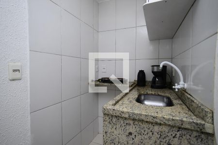 Cozinha de kitnet/studio para alugar com 1 quarto, 22m² em Bosque da Saúde, São Paulo