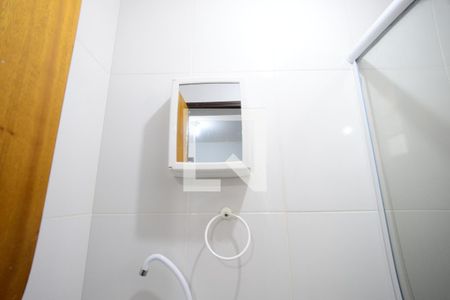 Banheiro de kitnet/studio para alugar com 1 quarto, 26m² em Bosque da Saúde, São Paulo