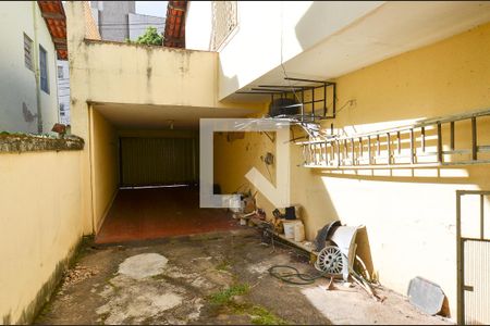 Garagem de casa à venda com 4 quartos, 255m² em São Lucas, Belo Horizonte