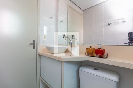 Banheiro de apartamento para alugar com 2 quartos, 67m² em Itaquera, São Paulo