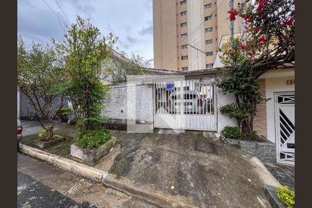 Casa à venda com 75m², 2 quartos e 1 vagaFachada