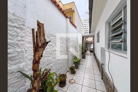 Casa à venda com 75m², 2 quartos e 1 vagaQuintal e área de serviço