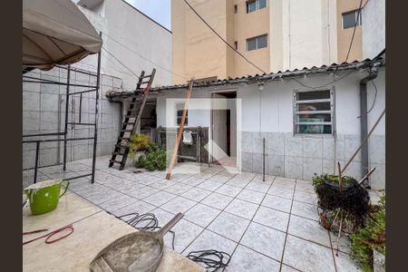 Casa à venda com 75m², 2 quartos e 1 vagaQuintal e área de serviço