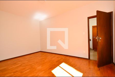 Sala de estar de apartamento para alugar com 3 quartos, 100m² em Sion, Belo Horizonte