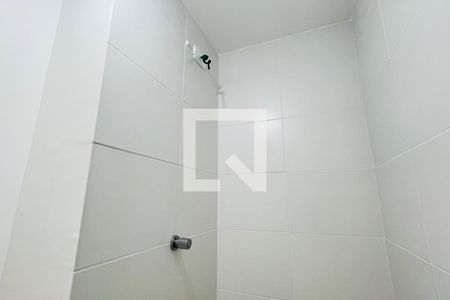 Banheiro de apartamento à venda com 2 quartos, 32m² em Parque Novo Mundo, Guarulhos