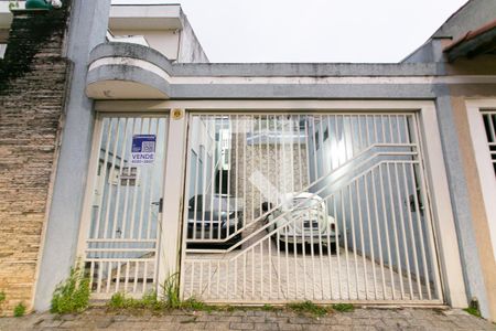 Fachada de casa à venda com 3 quartos, 200m² em Vila Matilde, São Paulo