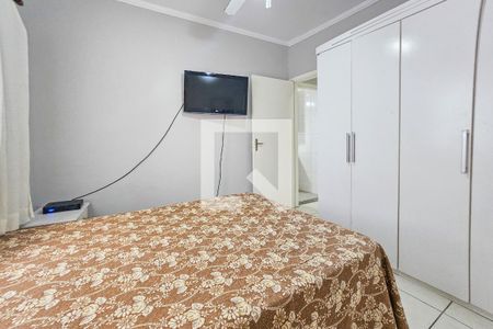 Suíte de apartamento para alugar com 2 quartos, 75m² em Vila Alzira, Guarujá
