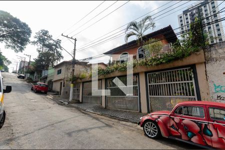 Fachada de casa à venda com 6 quartos, 800m² em Moinho Velho, São Paulo
