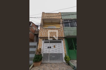Fachada de casa à venda com 3 quartos, 300m² em Vila Santa Ines, São Paulo