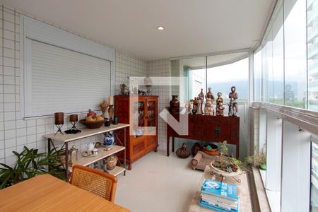 Varanda de apartamento à venda com 3 quartos, 154m² em Barra da Tijuca, Rio de Janeiro