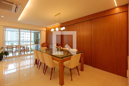 Sala de apartamento à venda com 3 quartos, 154m² em Barra da Tijuca, Rio de Janeiro