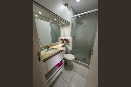 Banheiro da Suíte de apartamento à venda com 2 quartos, 88m² em Centro, Canoas
