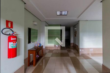 Área Comum - Hall de Entrada  de apartamento para alugar com 2 quartos, 54m² em Vila Ré, São Paulo