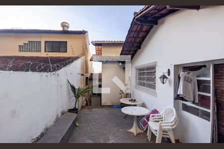 Área externa de casa à venda com 7 quartos, 500m² em São Lucas, Belo Horizonte