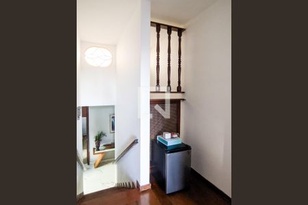 Escada de casa à venda com 7 quartos, 500m² em São Lucas, Belo Horizonte