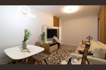 Sala de apartamento à venda com 2 quartos, 68m² em Vila Londrina, São Paulo