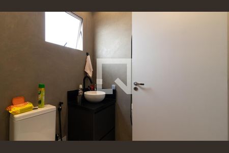 Banheiro de apartamento à venda com 2 quartos, 68m² em Vila Londrina, São Paulo