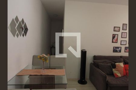 Sala de apartamento para alugar com 2 quartos, 48m² em Santa Maria, Osasco