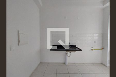 Cozinha de apartamento para alugar com 3 quartos, 67m² em Jurubatuba, São Paulo