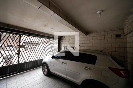 Garagem de casa à venda com 6 quartos, 250m² em Parque Novo Lar, São Paulo
