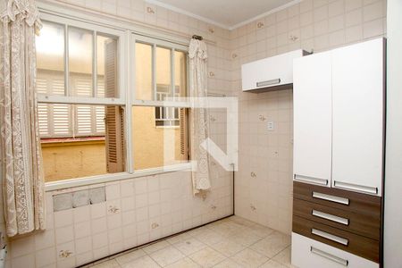 Cozinha de apartamento à venda com 1 quarto, 52m² em São Geraldo, Porto Alegre