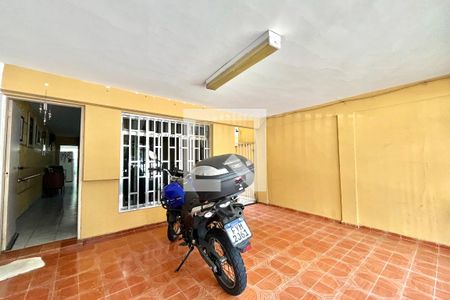 Garagem de casa para alugar com 5 quartos, 164m² em Jabaquara, São Paulo