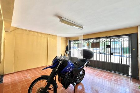 Garagem de casa para alugar com 5 quartos, 164m² em Jabaquara, São Paulo