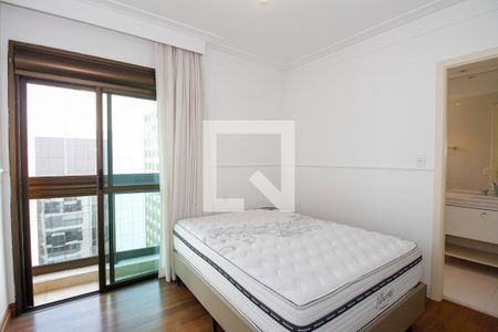 Suíte 1 de apartamento à venda com 2 quartos, 125m² em Jardim Paulista, São Paulo