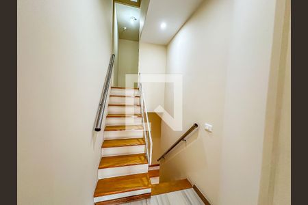 Escada de apartamento à venda com 2 quartos, 80m² em Flamengo, Rio de Janeiro