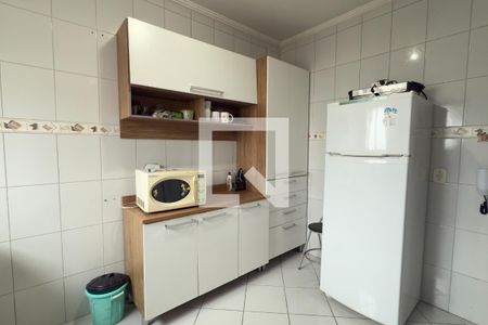 Cozinha de apartamento para alugar com 2 quartos, 70m² em Aviação, Praia Grande